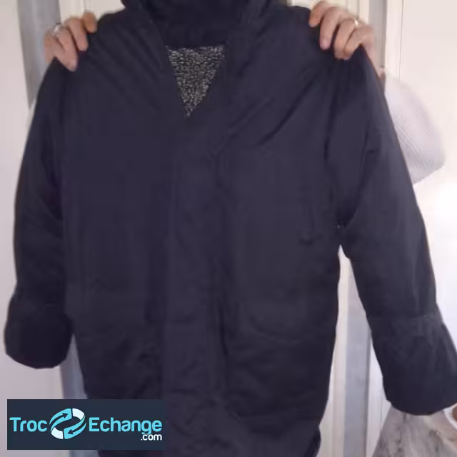 Un manteau 7XL